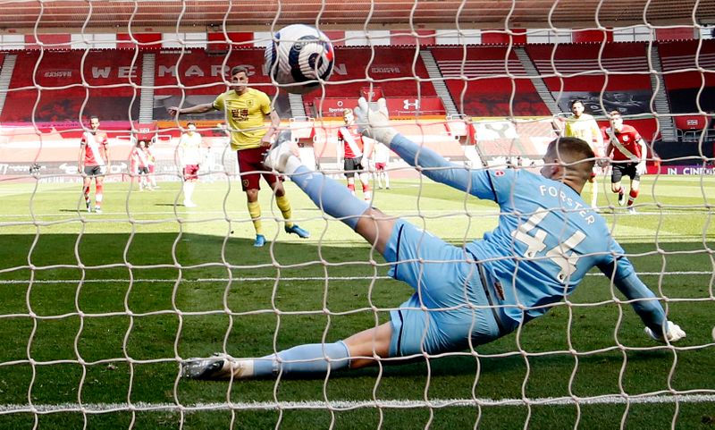 © Reuters. Premier League - Southampton v Burnley