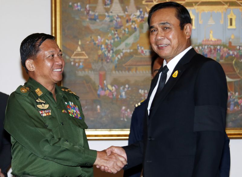 &copy; Reuters. アングル：ミャンマーに強硬になれないタイ、背景は軍部同士の親密さ