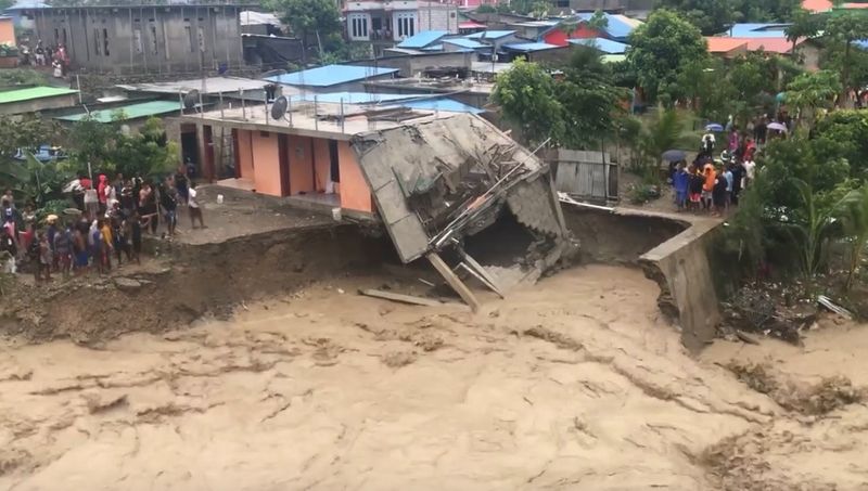 &copy; Reuters. مسؤول: مقتل 21 في انهيارات أرضية وفيضانات في تيمور الشرقية