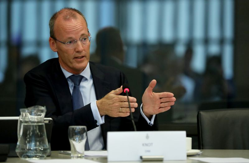 &copy; Reuters. Recuperação da zona do euro pode permitir que BCE reduza compras a partir do 3º tri, diz Knot