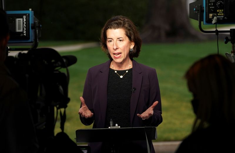 &copy; Reuters. FILE PHOTO: Commerce Secretary Raimondo speaks at the White House in Washington