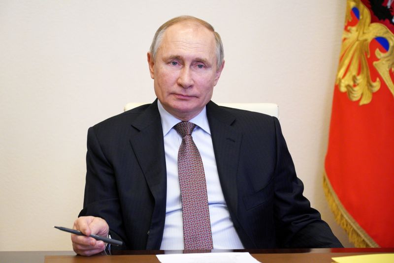 &copy; Reuters. El presidente ruso, Vladímir Putin en la residencia estatal de Novo-Ogaryovo, a las afueras de Moscú