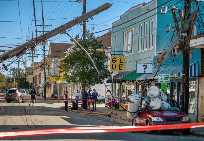 © Reuters. FILE PHOTO: Hurricane Zeta aftermath in New Orleans