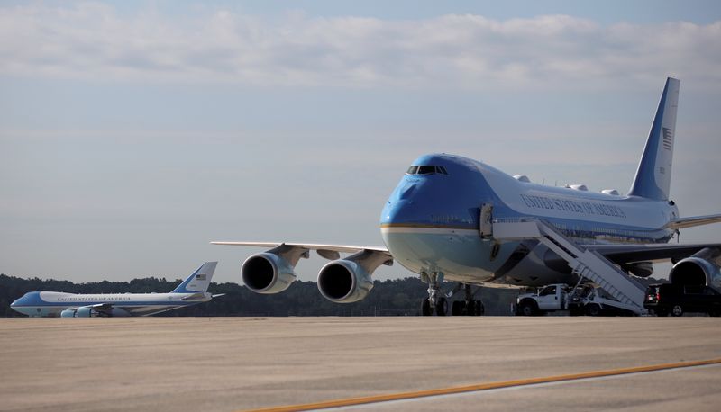&copy; Reuters. FILE PHOTO: A pair of Boeing 747 Air Force One presidential aircraft are seen at Joint Base Andrews in Maryland