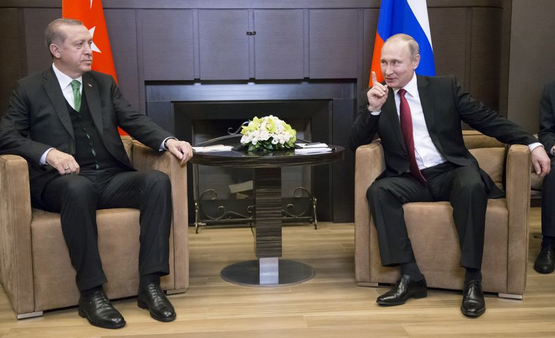 &copy; Reuters. بوتين يتهم أوكرانيا في مكالمة مع أردوغان بالقيام &quot;بأنشطة استفزازية خطيرة&quot;