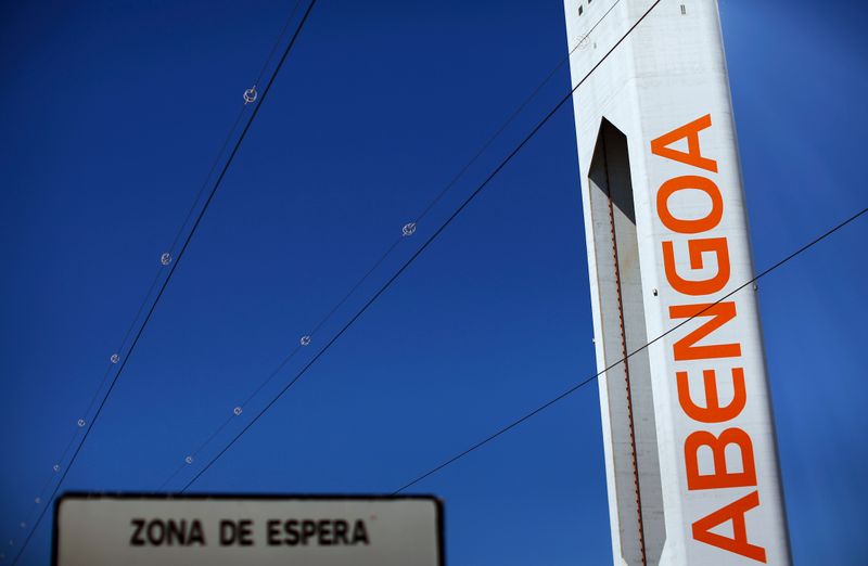 &copy; Reuters. Logo da espanhola Abengoa visto em parque solar da companhia no sul da Espanha