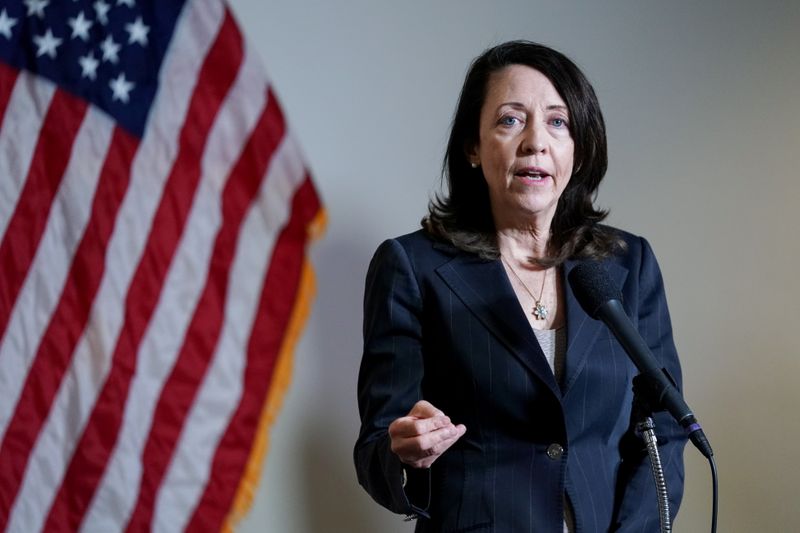 &copy; Reuters. FILE PHOTO: U.S. Sen. Maria Cantwell (D-WA) speaks during a news conference