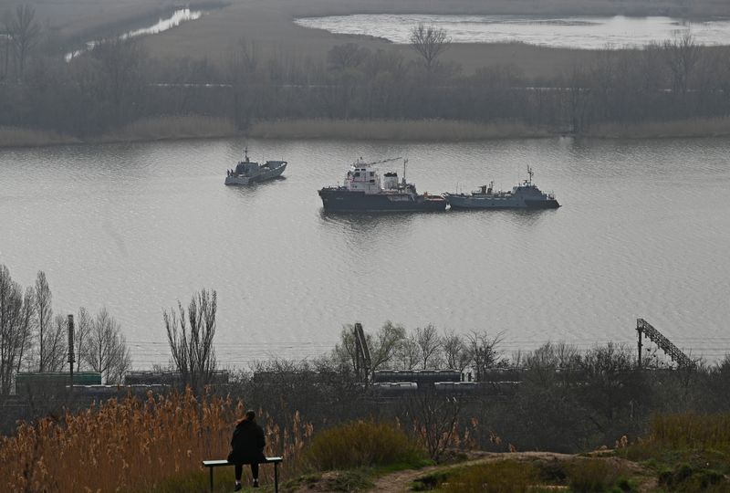 &copy; Reuters. Embarcações da Marinha russa em Rostov-on-Don, na Rússia