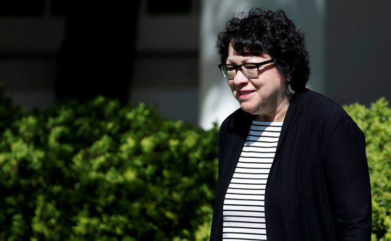 &copy; Reuters. FILE PHOTO: Associate Supreme Court Justice Sonya Sotomayor arrives for the swearing in ceremony of Judge Neil Gorsuch as an Associate Supreme Court Justice in the Rose Garden of the White House in Washington