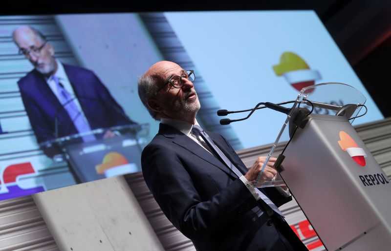 &copy; Reuters. FOTO DE ARCHIVO: El presidente de Repsol, Antonio Brufau, en Madrid