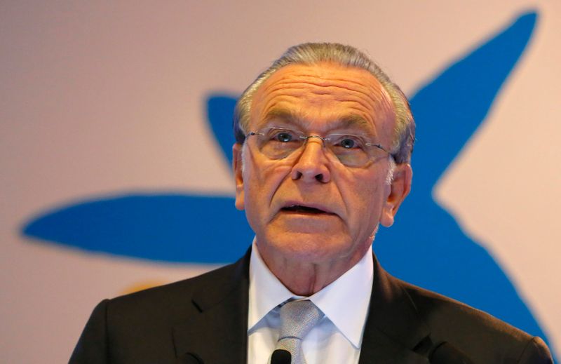 © Reuters. FOTO DE ARCHIVO: El expresidente de CaixaBank, Isidro Fainé, en Barcelona