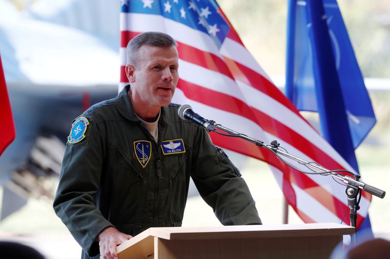 &copy; Reuters. General Tod Wolters em Siauliai, na Lituânia