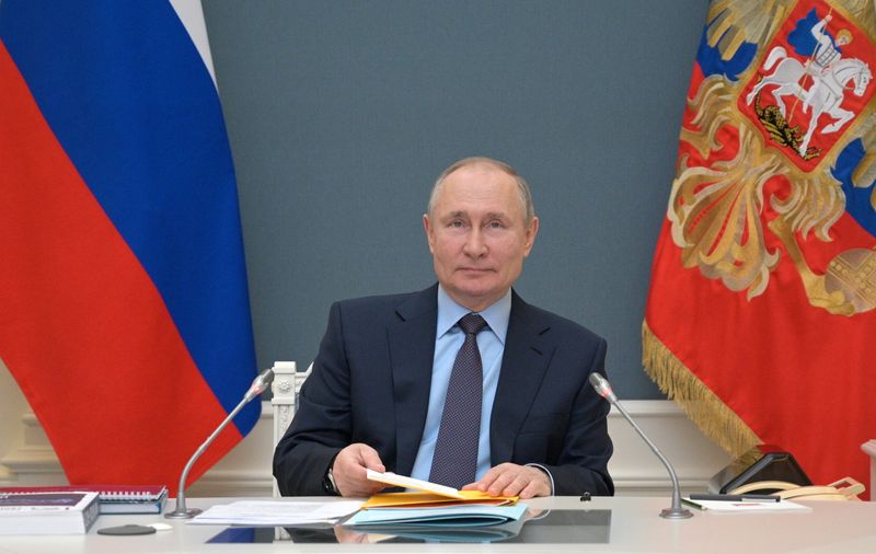 &copy; Reuters. プーチン氏、米制裁への対抗措置検討へ　気候変動サミット出席不明