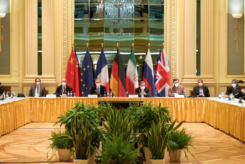 &copy; Reuters. Foto del sábado de la reunión entre Irán y las potencias mundiales por el acuerdo nuclear en Viena