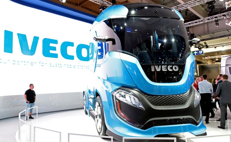 &copy; Reuters. FILE PHOTO: An Iveco truck is seen at the IAA Commercial Vehicles trade show in Hanover