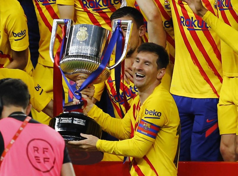 © Reuters. ميسي يقود برشلونة للتتويج بكأس ملك إسبانيا على حساب بيلباو