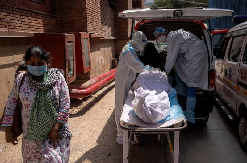 India's Delhi to lock down for six days as COVID-19 outbreak worsens