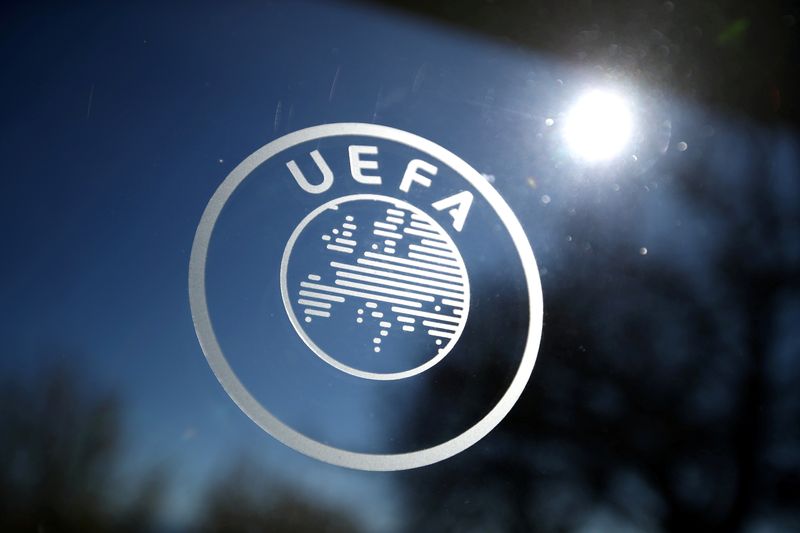 &copy; Reuters. Logo da Uefa em Nyon, na Suíça