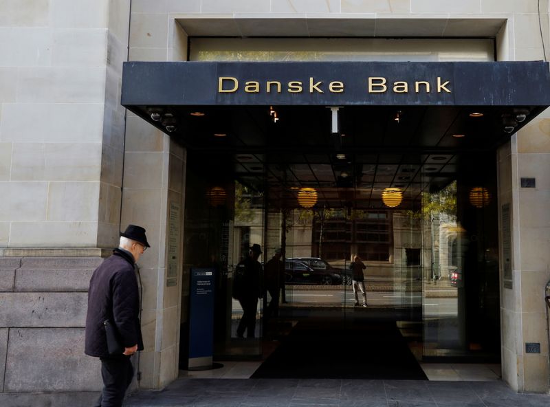 &copy; Reuters. A man walks into Danske bank headquarters in Copenhagen