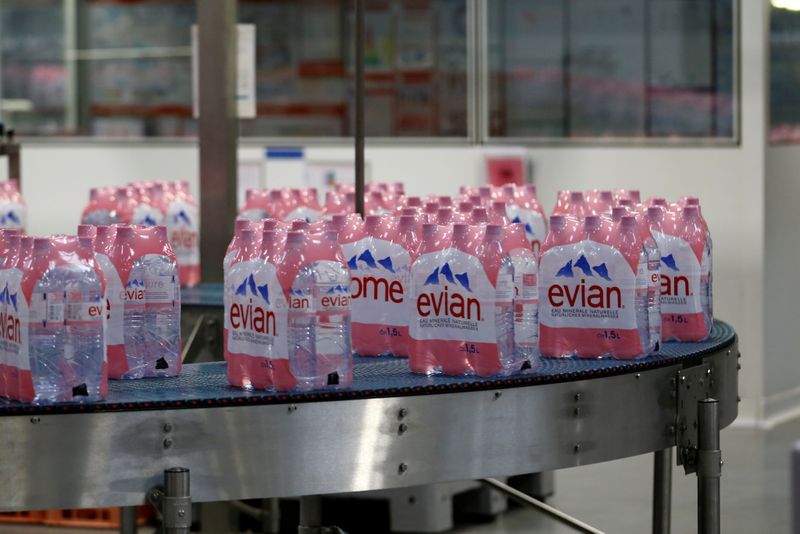 © Reuters. FILE PHOTO: Packs of Evian water are pictured in the new bottling plant during the official opening ceremony in Publier