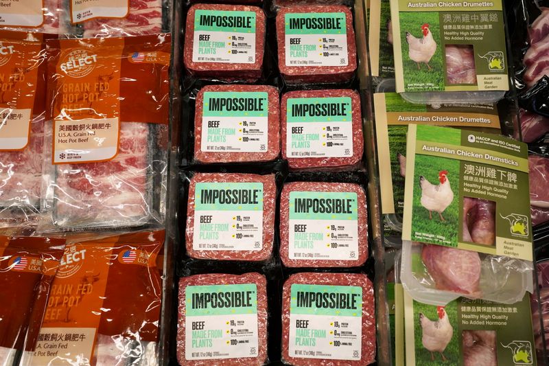 &copy; Reuters. FILE PHOTO: Impossible Foods plant-based beef products are seen in between other meat products inside a refrigerator at a supermarket in Hong Kong