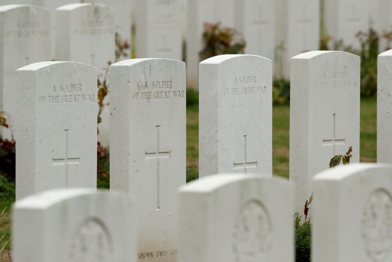 &copy; Reuters. FILE PHOTO: Tombs of the Uknown Soldiers are seen prior to the burial of four WWI Canadian soldiers at the Commonwealth War Graves Commission&apos;s (CWGC) Loos British Cemetery outside Loos-en-Gohelle