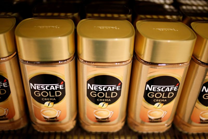 &copy; Reuters. FILE PHOTO: Jars of Nescafe Gold coffee by Nestle are pictured in the supermarket of Nestle headquarters in Vevey