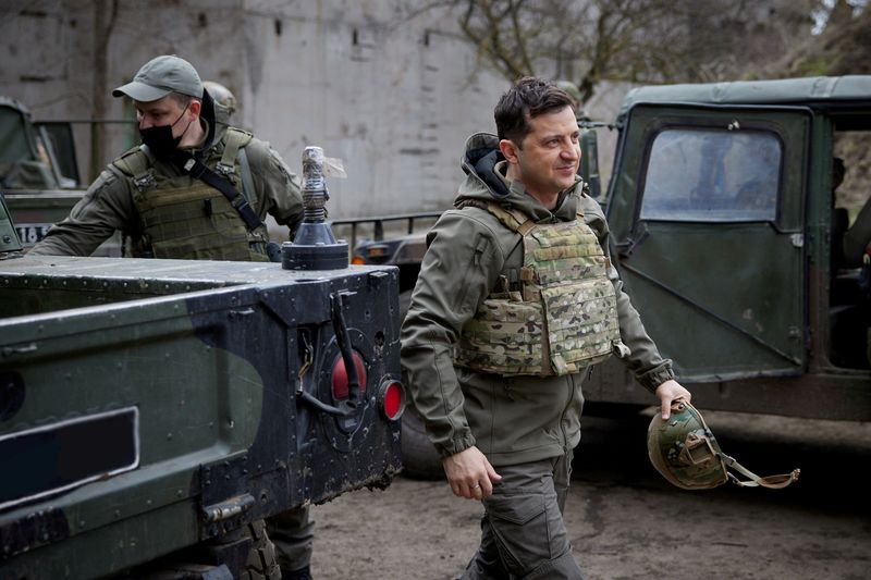 &copy; Reuters. رئيس أوكرانيا: انسحاب القوات الروسية يحد من التوتر