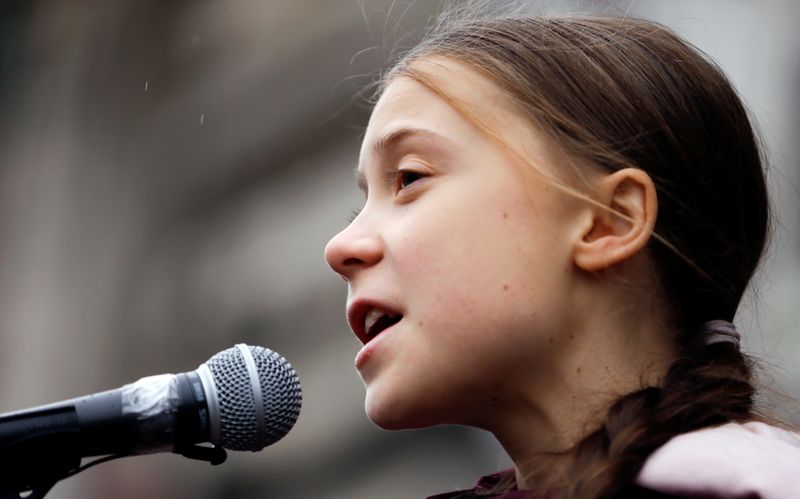 &copy; Reuters. Foto de archivo. La activista  Greta Thunberg habla durante una manifestación en Lausanne, Suiza.