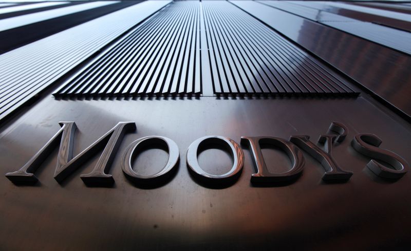 © Reuters. Prédio com placa da agência Moody's. 02/08/2011. REUTERS/Mike Segar.