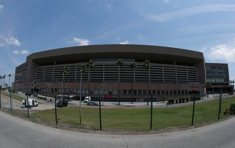 &copy; Reuters. Fútbol - Vista general del Estadio La Cartuja de Sevilla - Estadio de la Eurocopa 2020 - Estadio La Cartuja de Sevilla, Sevilla, España - Vista general del exterior del estadio