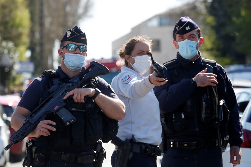 &copy; Reuters. 仏警察署で男が刃物で襲撃、職員1人死亡　テロ攻撃として捜査