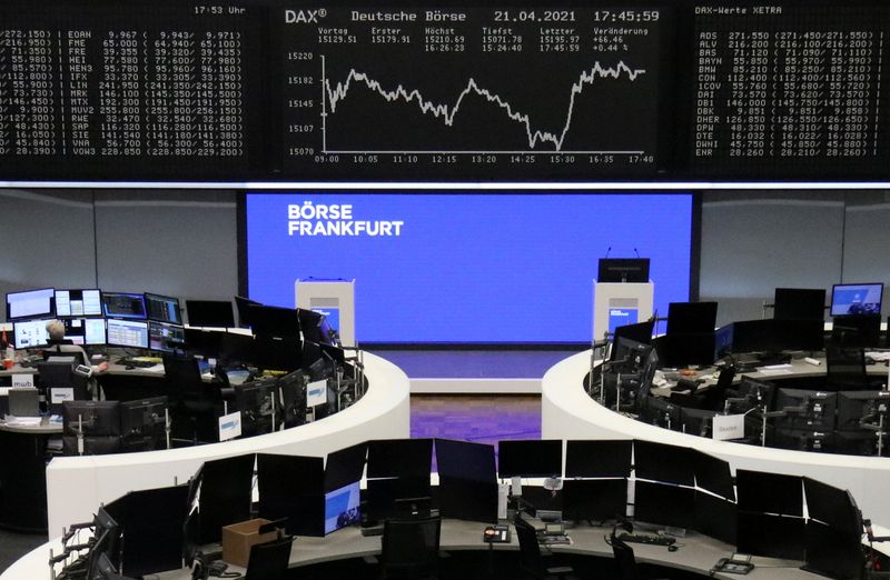 &copy; Reuters. Vista da sala de negociação da bolsa de valores de Frankfurt