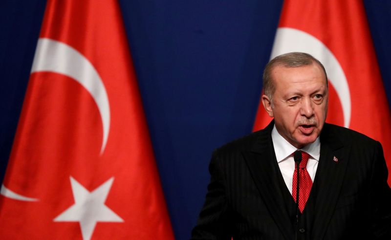 &copy; Reuters. トルコ、16年のクーデター未遂巡る捜査で532人に逮捕命令＝報道