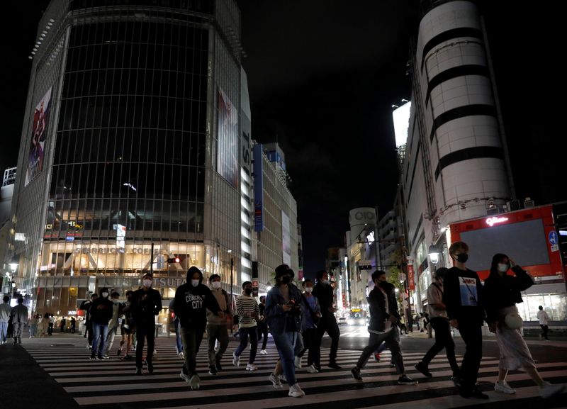 &copy; Reuters. 東京都で新たに425人がコロナ感染、週の移動平均730人に