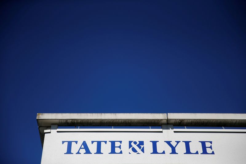 © Reuters. The logo of Tate & Lyle compagny is seen on their European Innovation Centre in Villeneuve d'Ascq