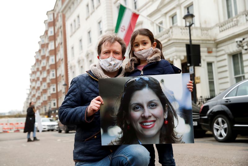 &copy; Reuters. FILE PHOTO: Richard Ratcliffe protests outside Iranian Embassy in London