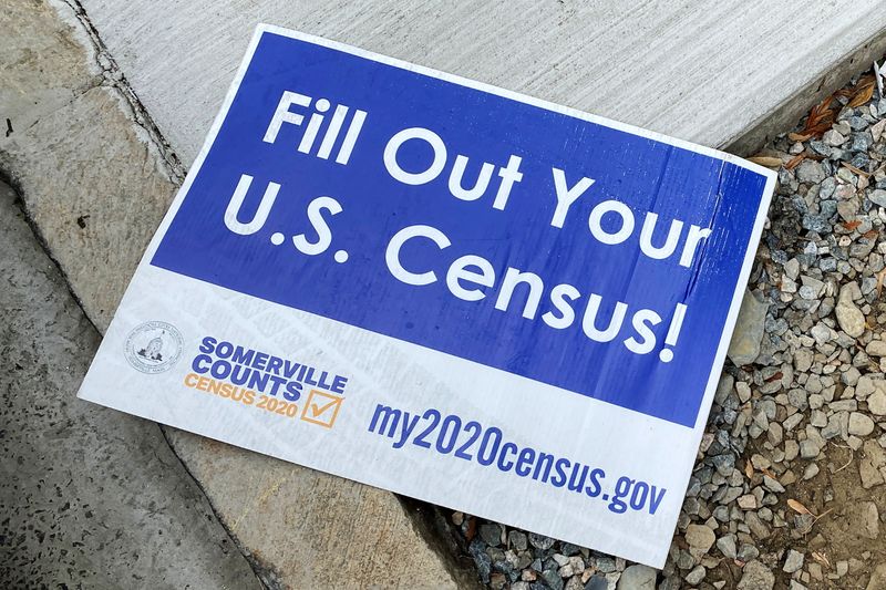 &copy; Reuters. FILE PHOTO: A sign encouraging participation in the U.S. Census lies on a sidewalk in Somerville