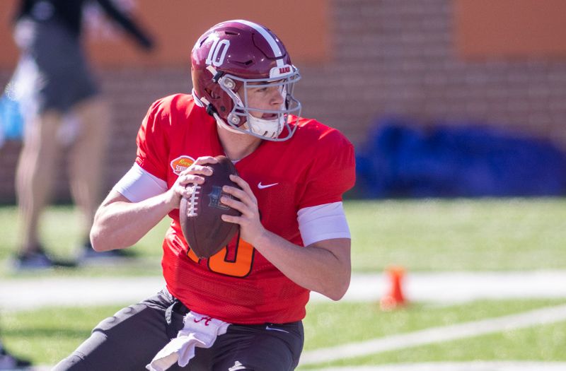 &copy; Reuters. NCAA Football: Senior Bowl Practice