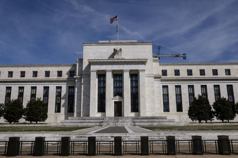 &copy; Reuters. FILE PHOTO: The Federal Reserve Board building on Constitution Avenue is pictured in Washington