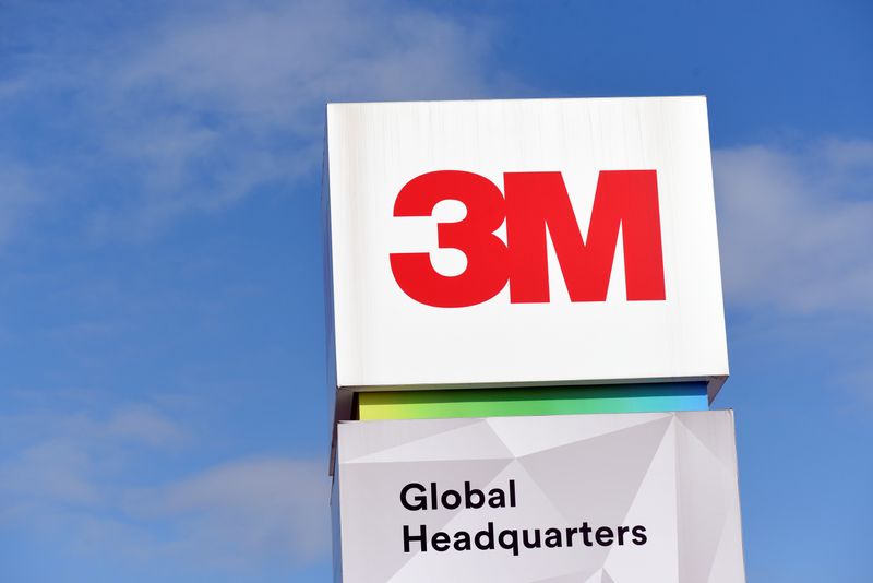 &copy; Reuters. Foto de archivo. El logo de 3M en la sede central de la compañía en Maplewood, Minnesota