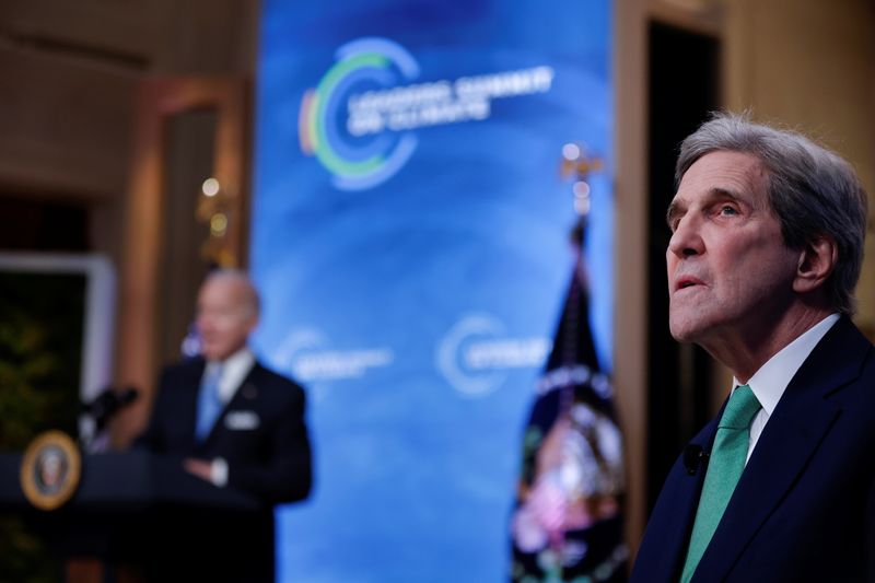 &copy; Reuters. Biden participa de evento virtual na Casa Branca