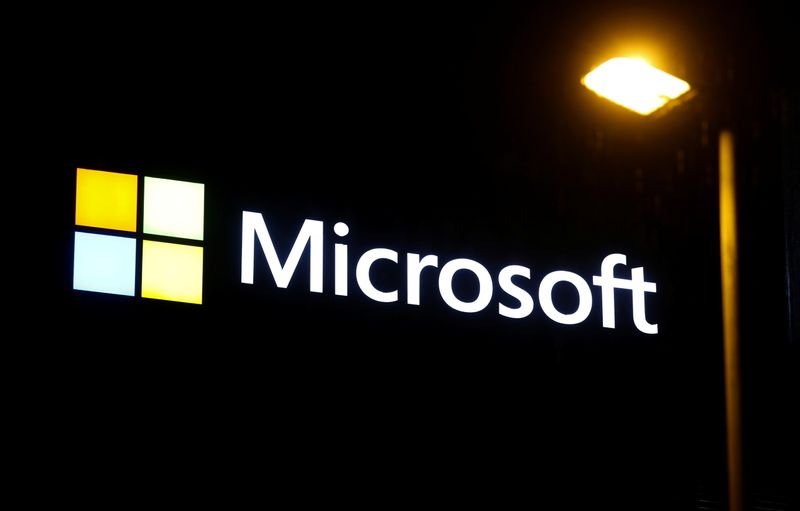 &copy; Reuters. The logo of Microsoft is seen at an office building in Wallisellen