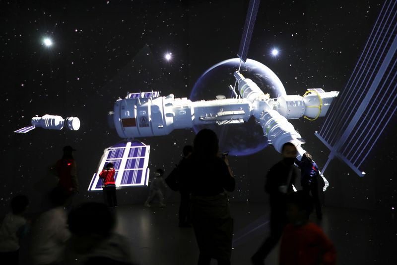 &copy; Reuters. FILE PHOTO: China marks its Space Day