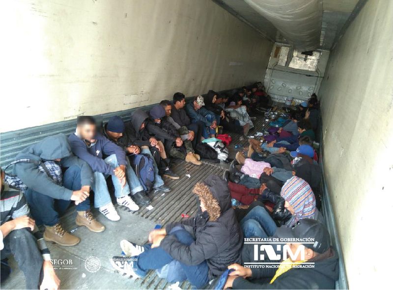 &copy; Reuters. Imagen de archivo de migrantes centroamericanos rescatados en Ciudad Camargo