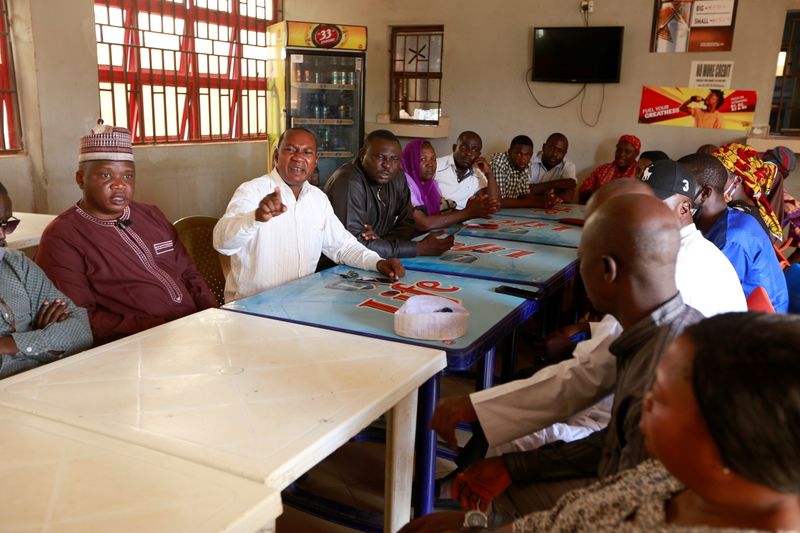 Parents of Nigeria kidnap victims plead for government help