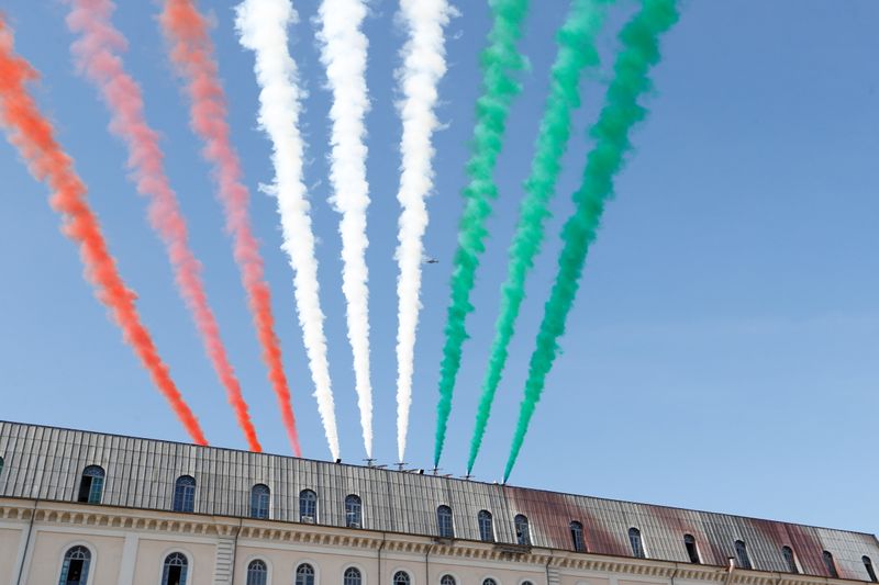 &copy; Reuters. Le Frecce Tricolori