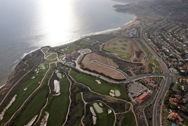 © Reuters. The Trump National Golf Club is seen in Rancho Palos Verdes