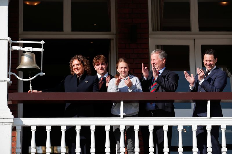 &copy; Reuters. The family of Captain Sir Tom Moore ring the bell at Lord&apos;s cricket ground, in London