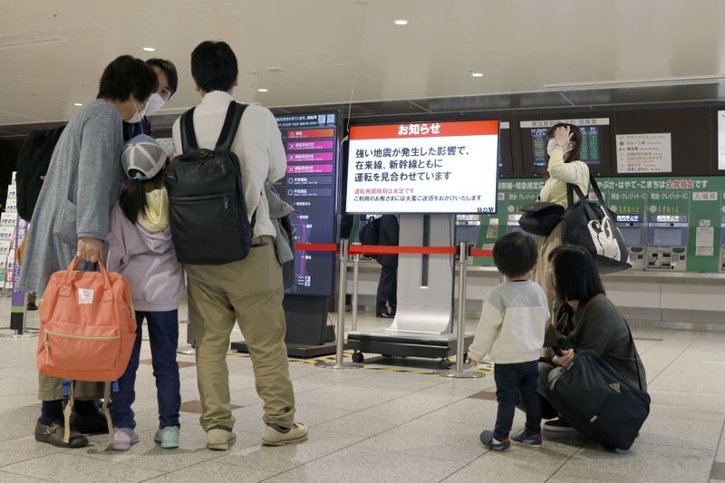 © Reuters. Northeast Japan jolted by 6.6 magnitude quake